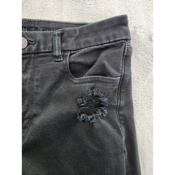 American Eagle Next Level Stretch Curvy Hi-Rise Jegging Size 8 Black Distressed - Picture 3 of 16